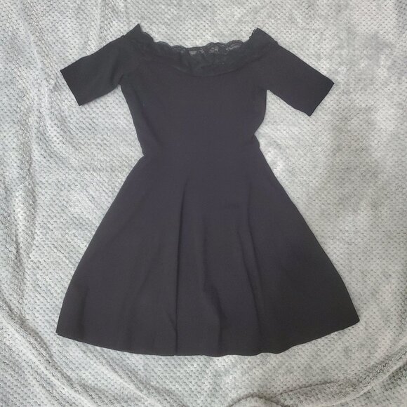 Decree Black Dress with Lace Neckline Size S - Picture 1 of 3